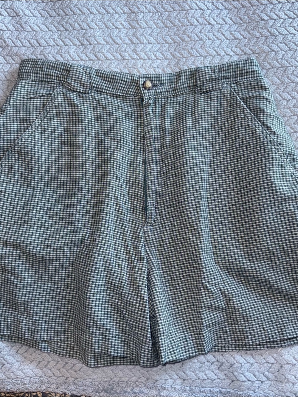 Vintage AE Women’s Green Check Shorts
